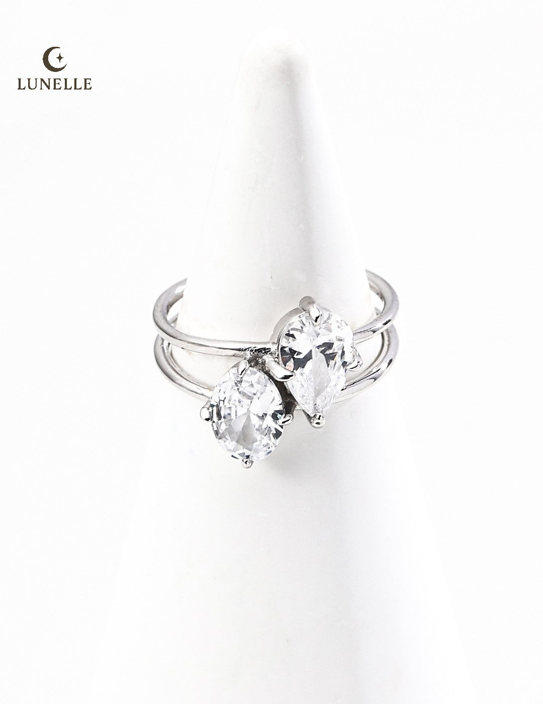 Minimalist Zircon Silver Ring