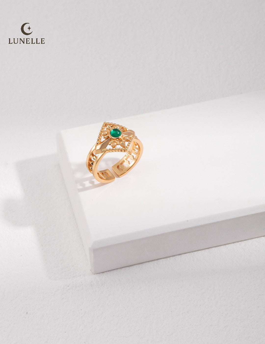 Zircon Silver Ring