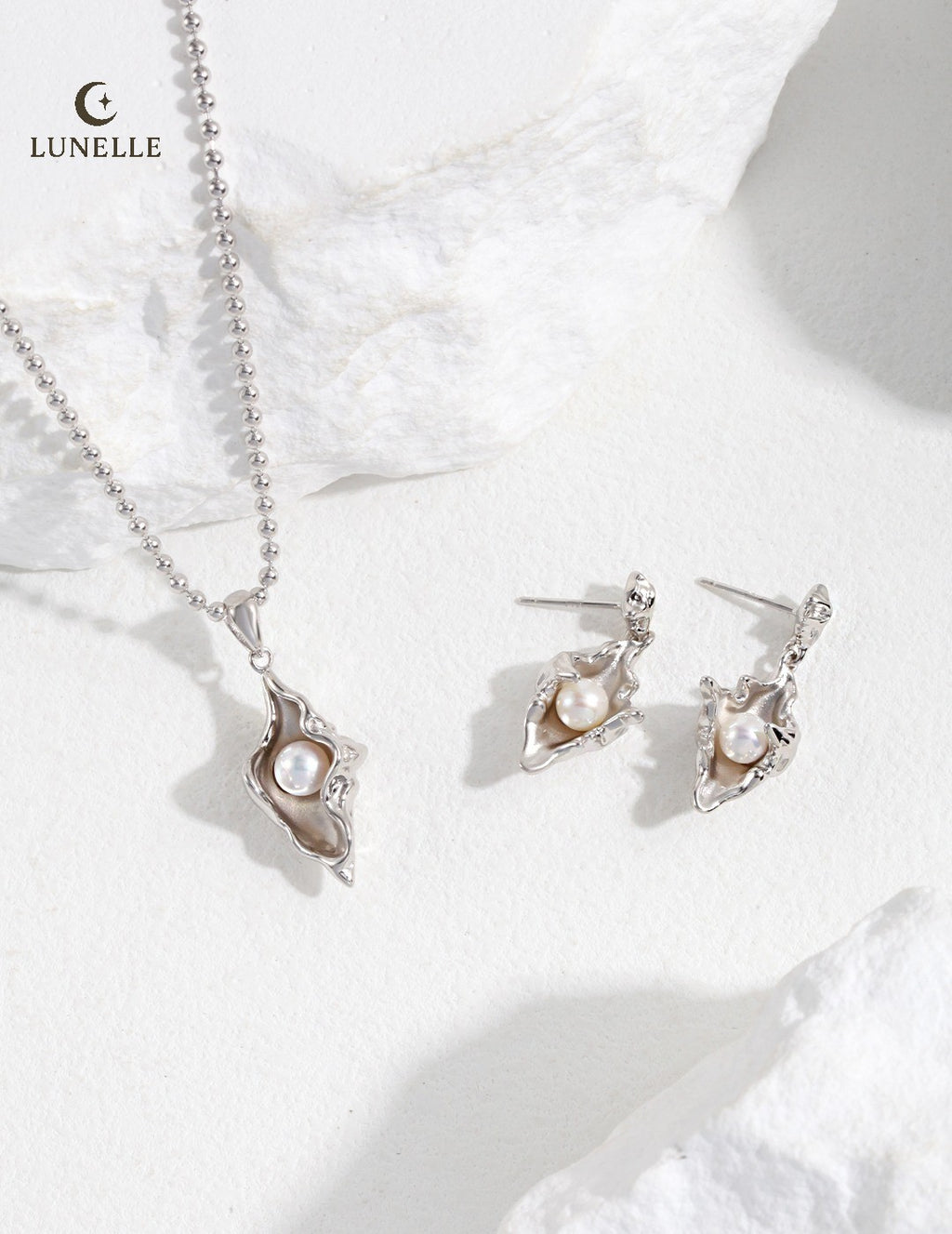 Conch Pearl Silver Necklace