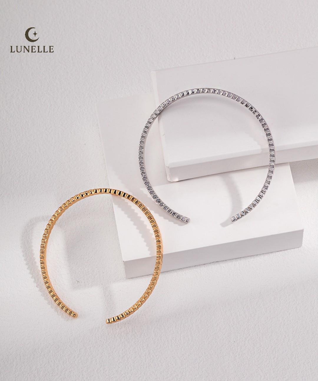 Minimalist Sterling Silver Bangle