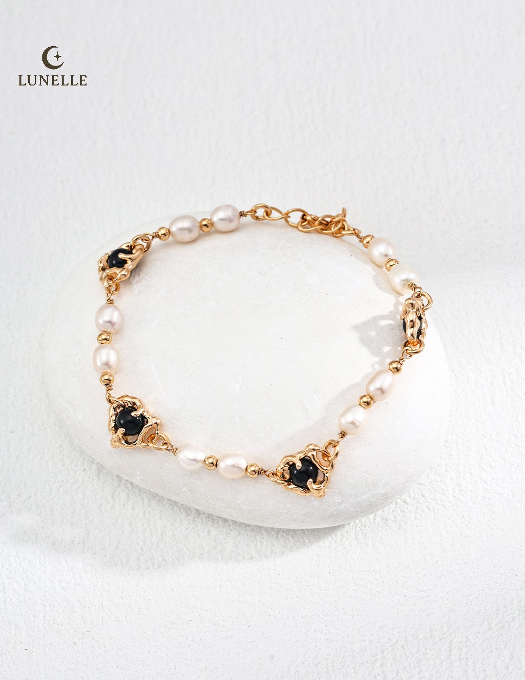 Midnight Whisper Pearl and Onyx Bracelet