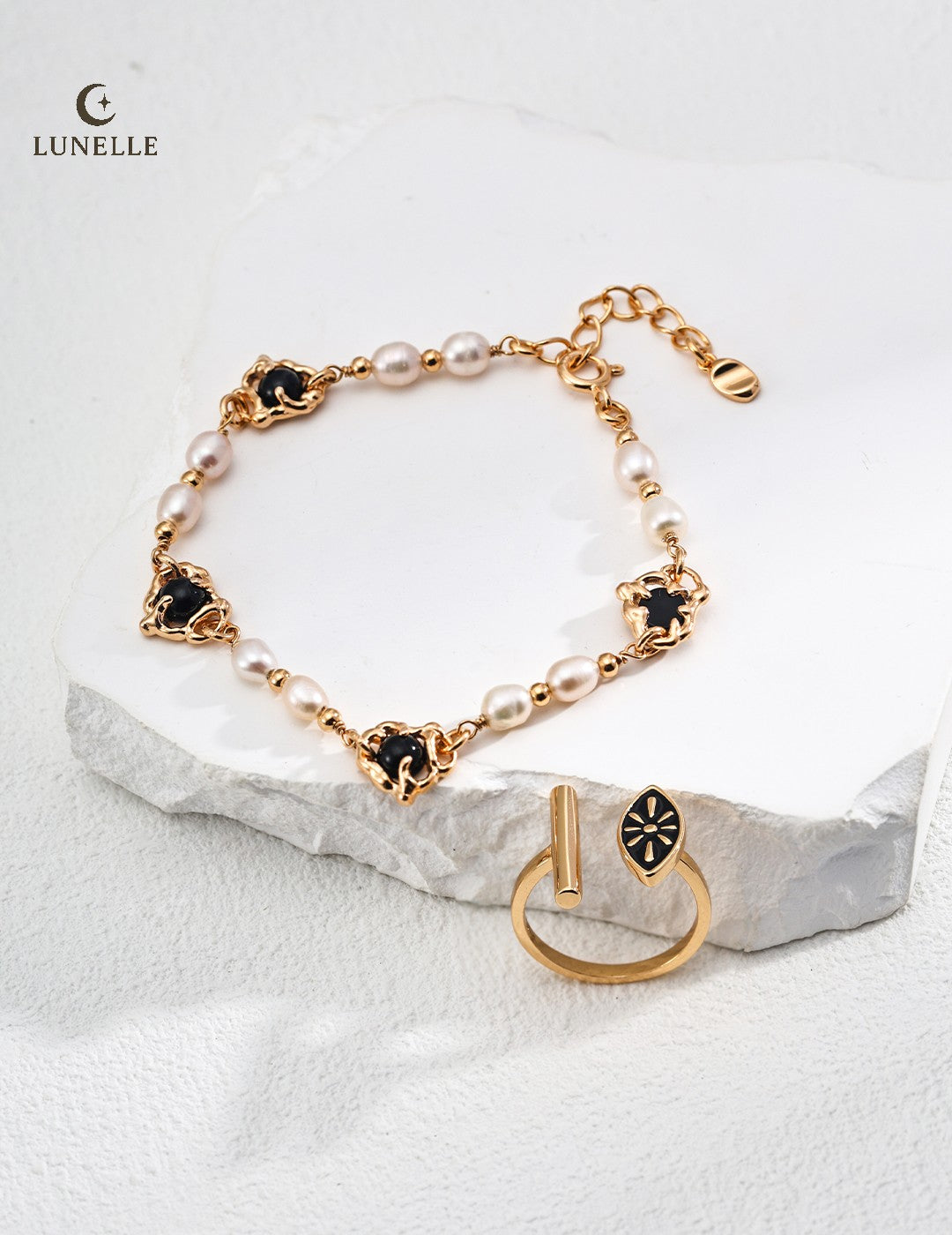 Midnight Whisper Pearl and Onyx Bracelet