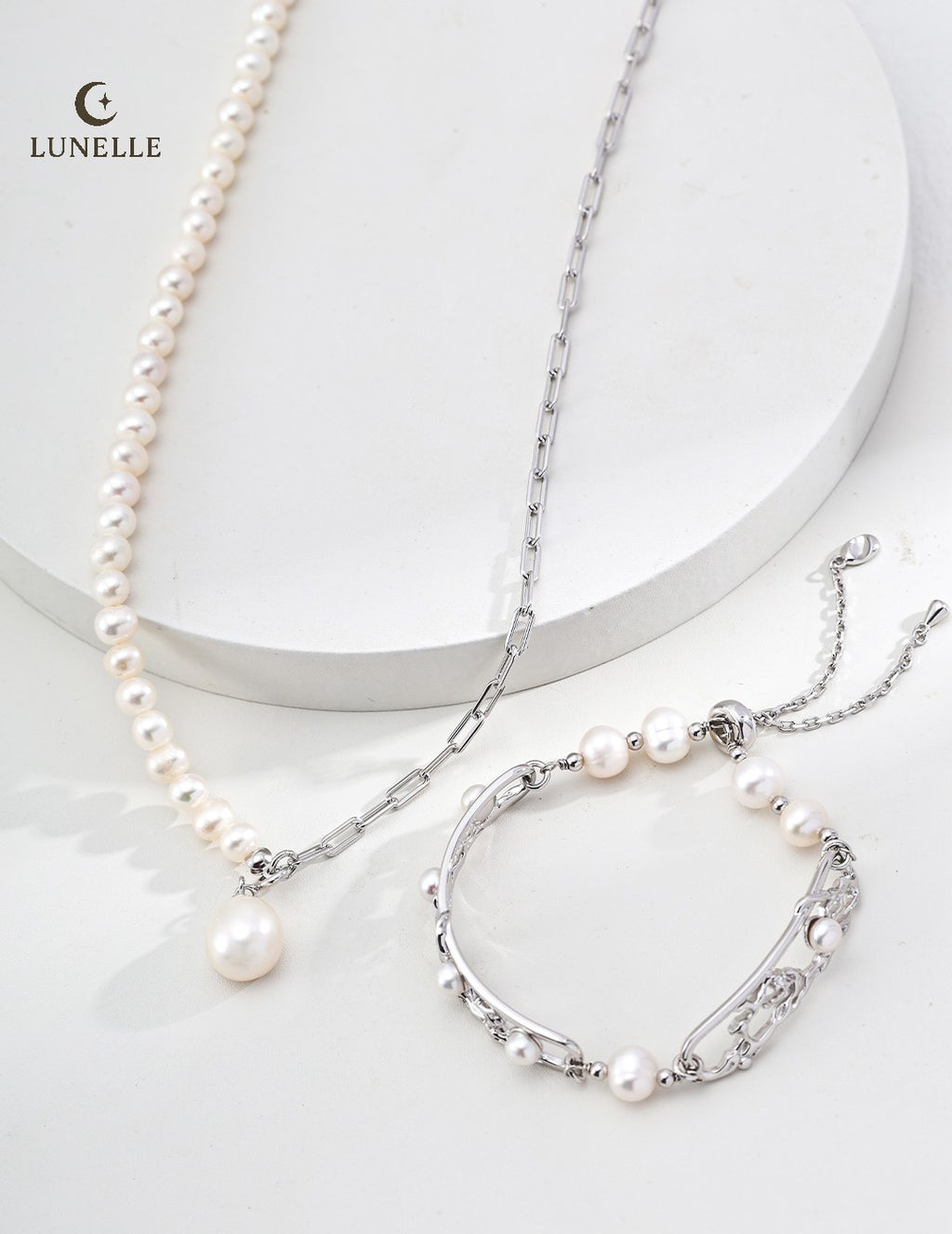 Pearl Glow Bracelet