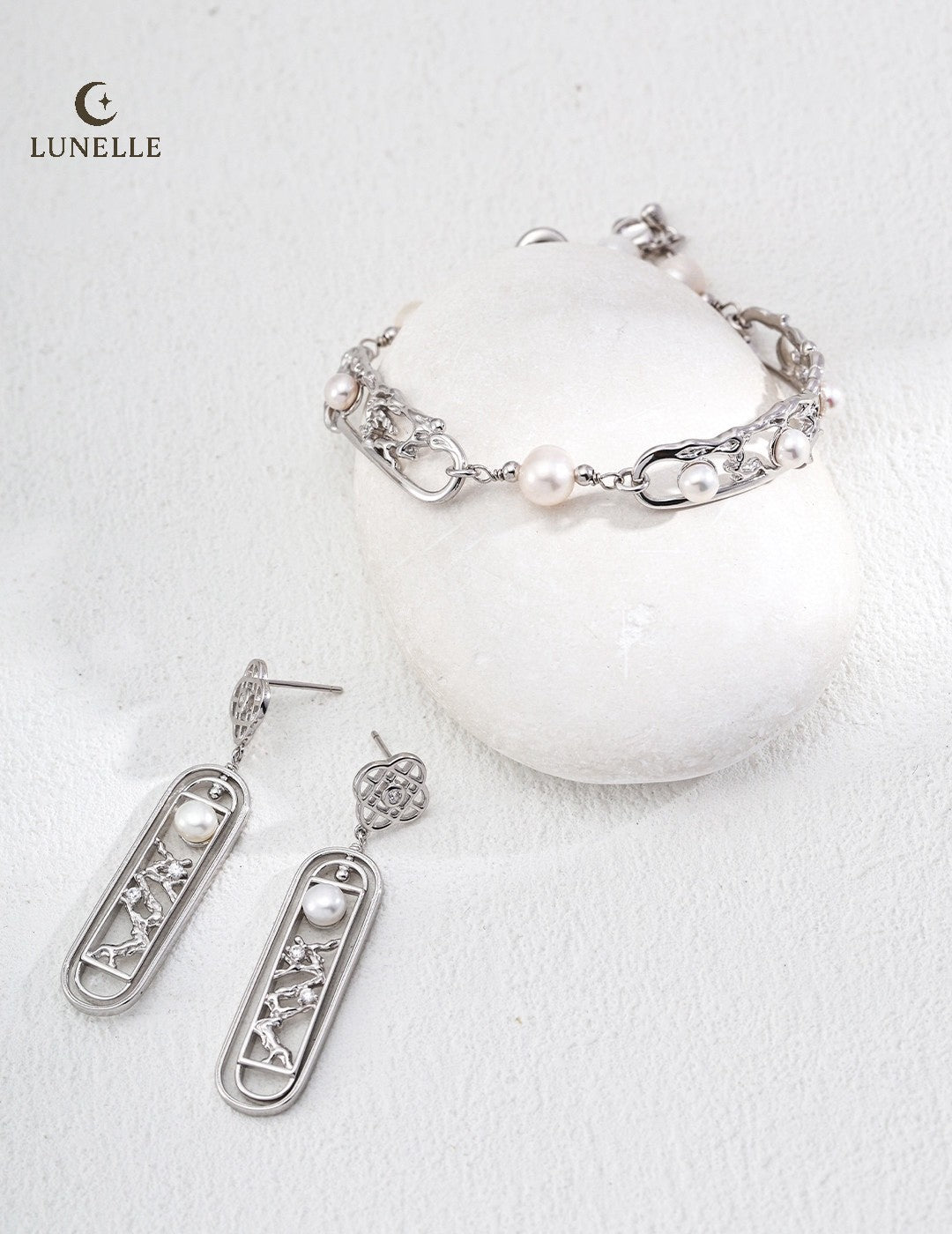 Pearl Glow Bracelet