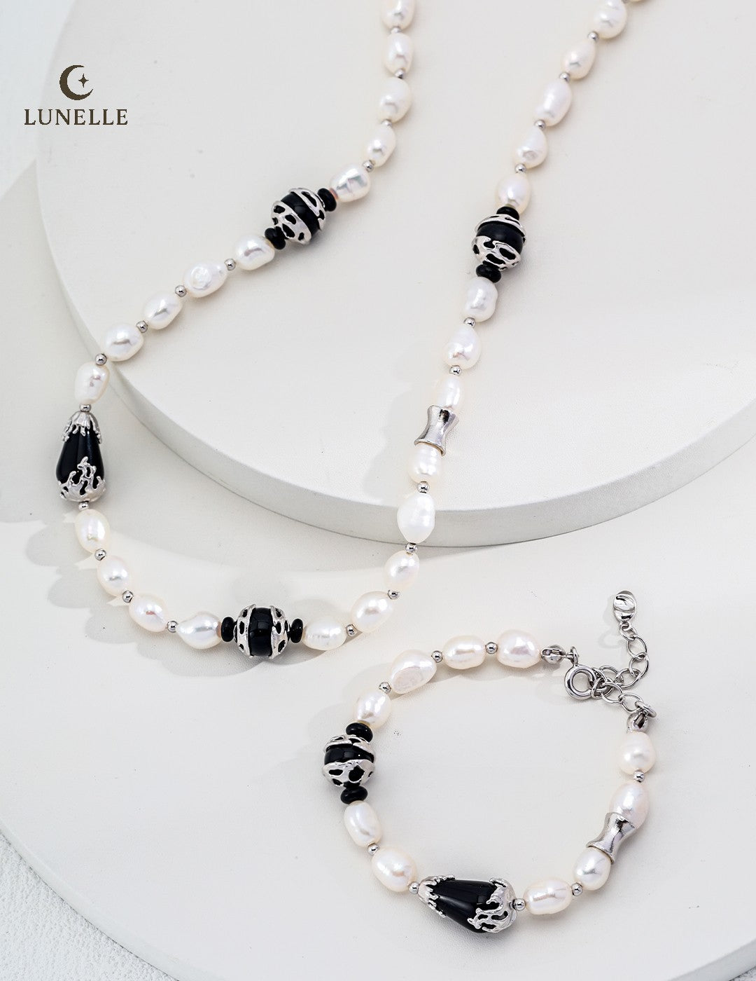 Twilight Pearl Onyx Bracelet