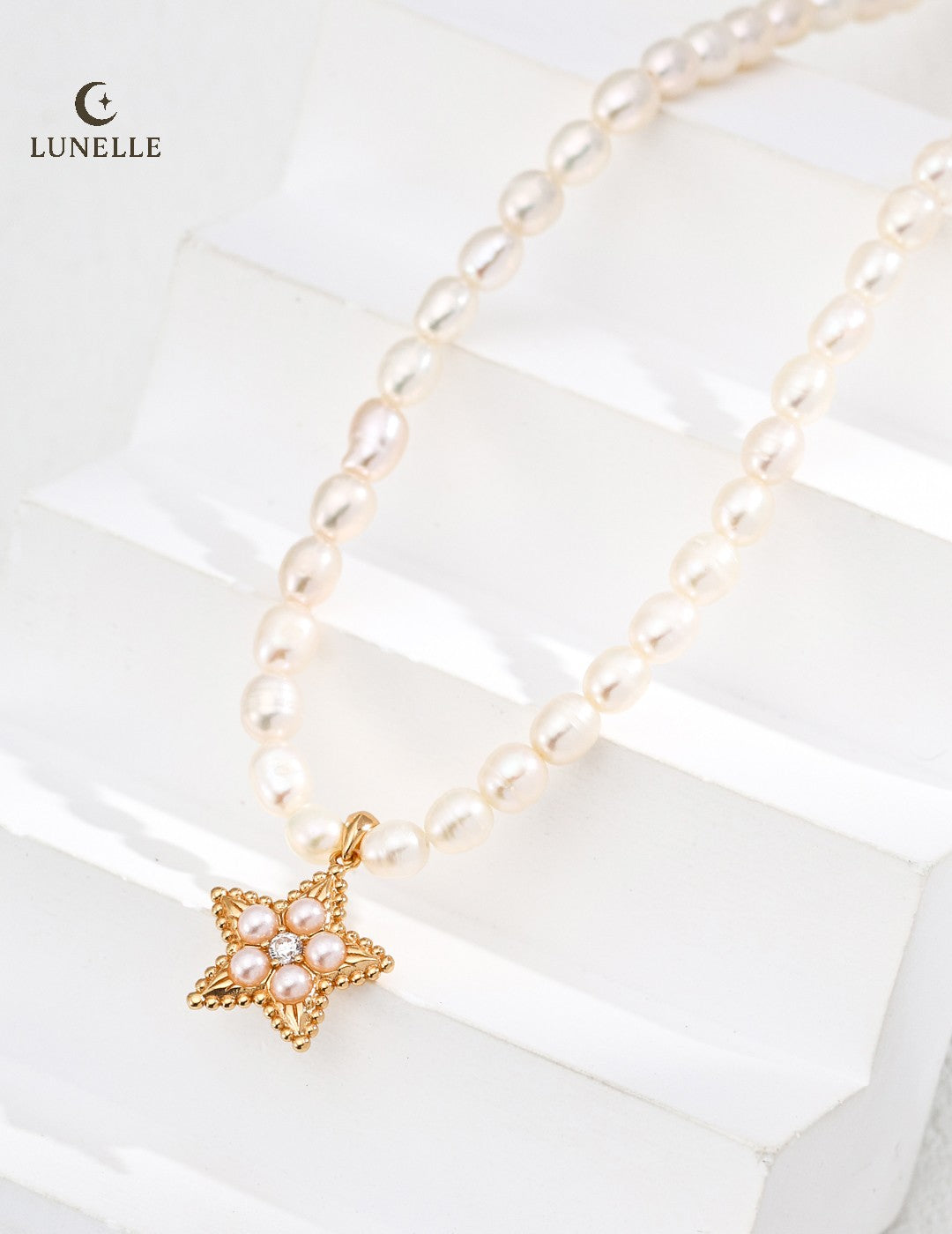 Star Kissed Pearl Necklace in Vintage Gold